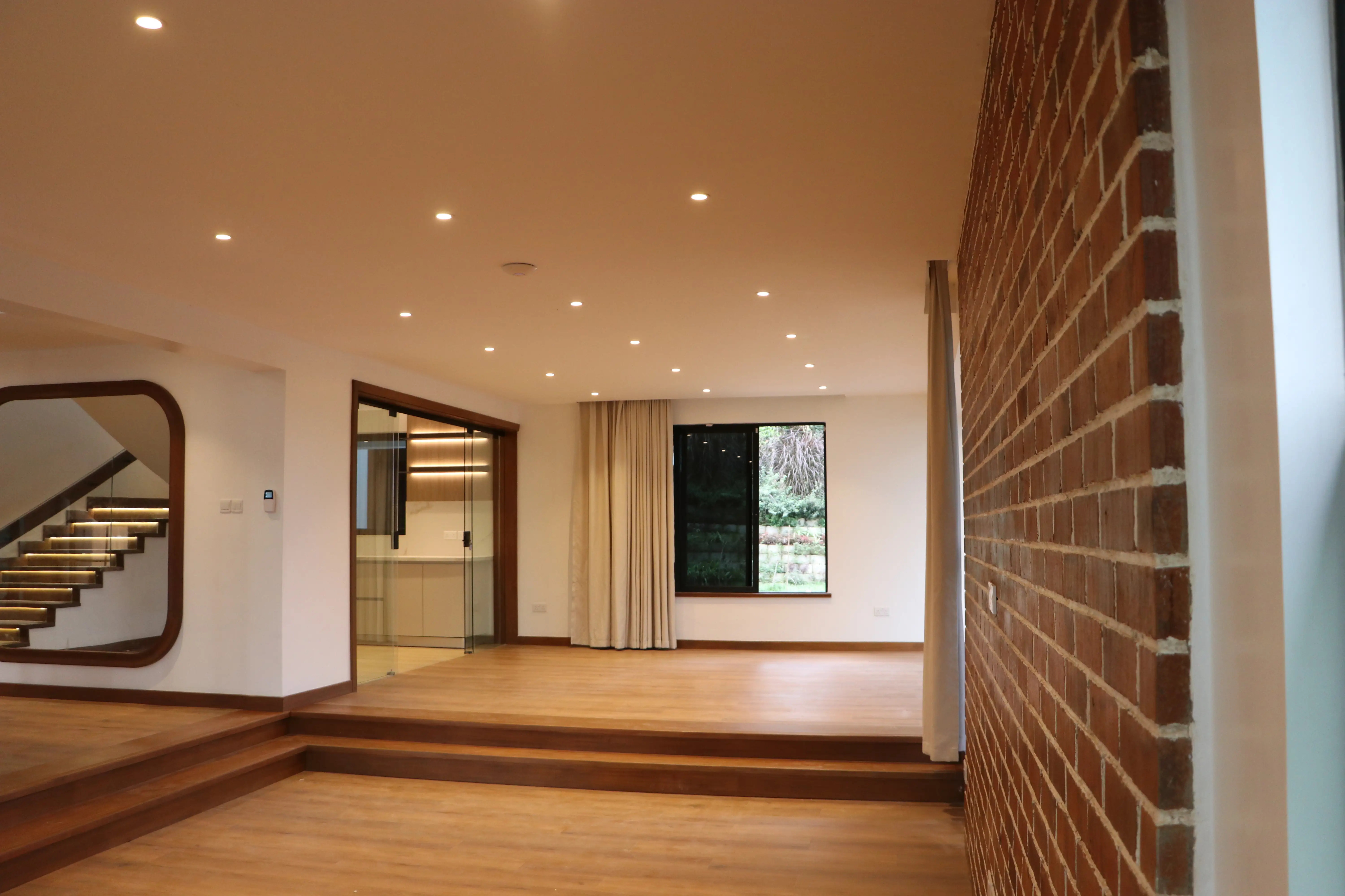 Bungalow Dining Space