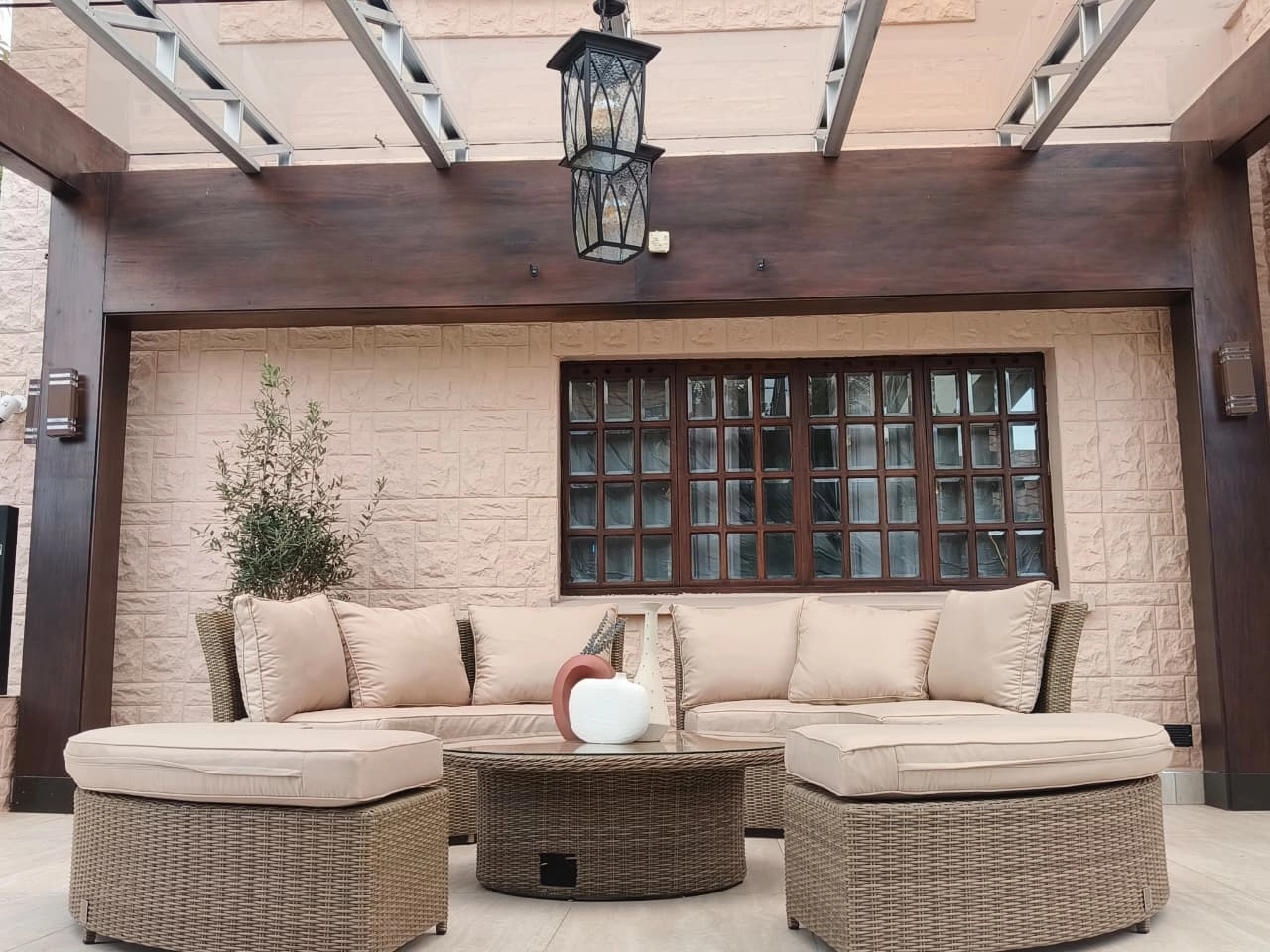 Balcony Lounge Exterior Detail